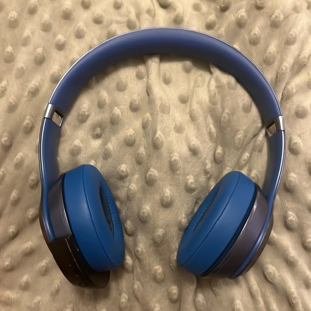 Beats by Dre Solo version